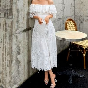 NWT white Lace Dress with Denuded Shoulders Women's White off shoulder